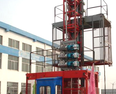 施工升降机SC200